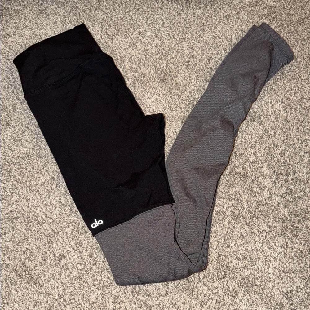ALO Yoga Black and Gray Leggings